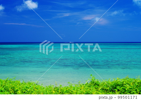 沖縄県小浜島北側の海 沖縄県小浜島北側の海 99501171