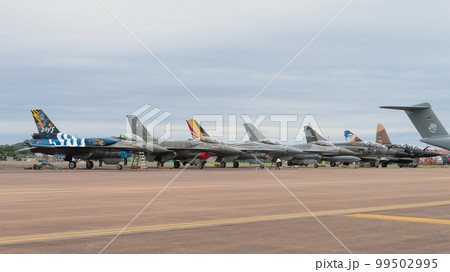 ギリシャ,ベルギー&フランス空軍戦闘機デモチーム ギリシャ,ベルギー&フランス空軍戦闘機デモチーム 99502995