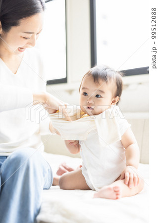 赤ちゃんとお母さん 子育て 赤ちゃんとお母さん 子育て 99512088