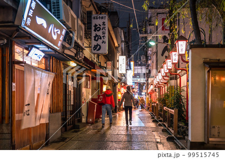 《大阪府》道頓堀・雨の歓楽街 99515745