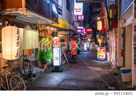 《大阪府》道頓堀・雨の歓楽街 《大阪府》道頓堀・雨の歓楽街 99515805