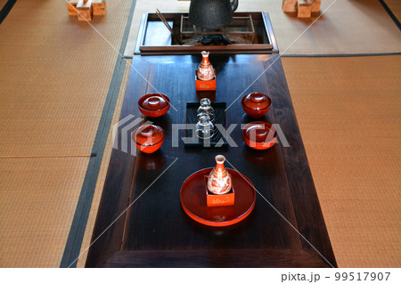 北海道増毛町の名士～旧商家・丸一本間家 99517907