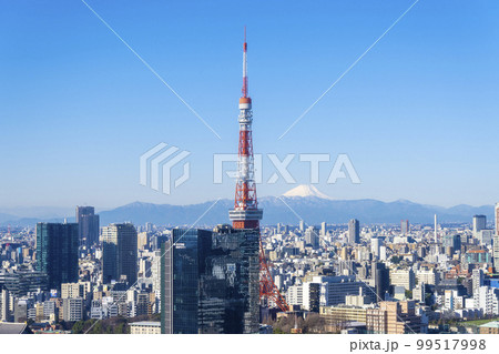 大都会東京のシンボルタワーと街並みと冠雪した富士山の眺望｜東京イメージ｜東京都 99517998