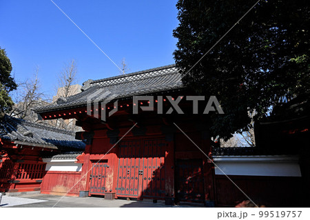 ＜東京都＞東京大学赤門 99519757