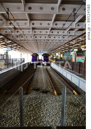 JR新庄駅・山形新幹線のホーム JR新庄駅・山形新幹線のホーム 99524580