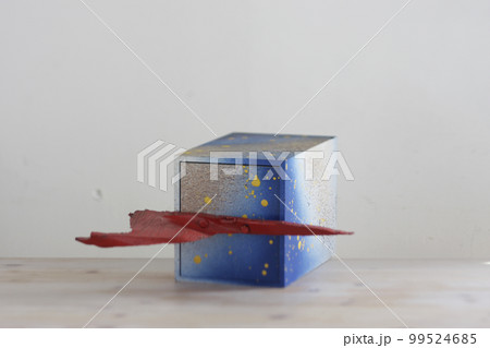 廃材で作った 引き出し収納ケース 廃材で作った 引き出し収納ケース 99524685