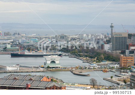 横浜 ベイエリア 氷川丸と山下公園の風景 横浜 ベイエリア 氷川丸と山下公園の風景 99530715