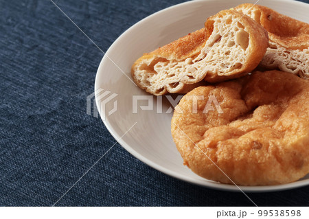 皿の上のがんもどき 99538598