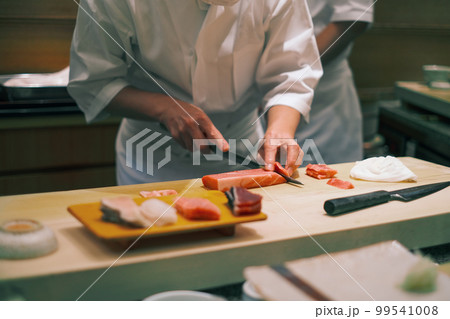 【#江戸前寿司】職人の手元 【#江戸前寿司】職人の手元 99541008