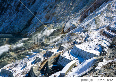 冬の大涌谷（神奈川県・箱根） 99541642