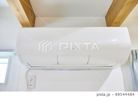 エアコン　空調機　イメージ　室内機 99544484