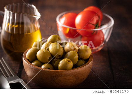 オリーブオイル 99545179