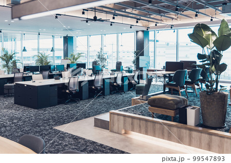 オシャレなデザイナーズオフィス オシャレなデザイナーズオフィス 99547893