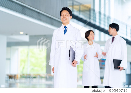 研究 医者 医師 ドクター 医療 科学 科学者 研究開発 研究者 白衣 製薬 病院 研究 医者 医師 ドクター 医療 科学 科学者 研究開発 研究者 白衣 製薬 病院 99549713