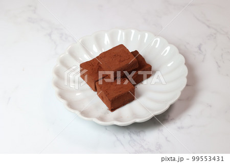 手作りの生チョコ 99553431