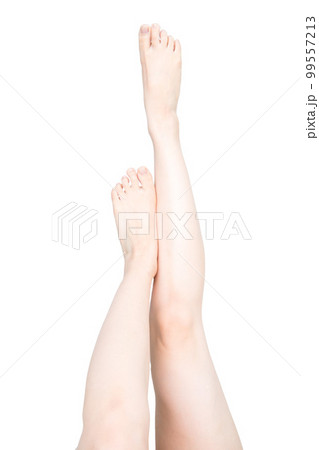 女性の脚 99557213