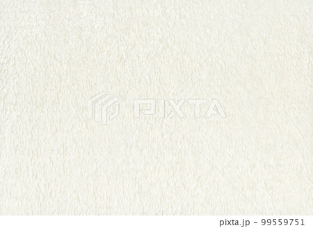 白いフェイクファーの布の背景テクスチャ 99559751