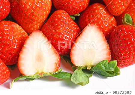 いちご（恋のぞみ/品種名は「恋みのり」） 99572699