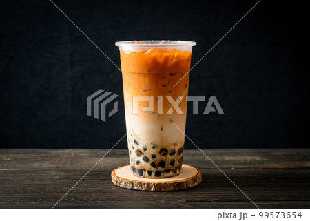 Thai milk tea with bubble 99573654
