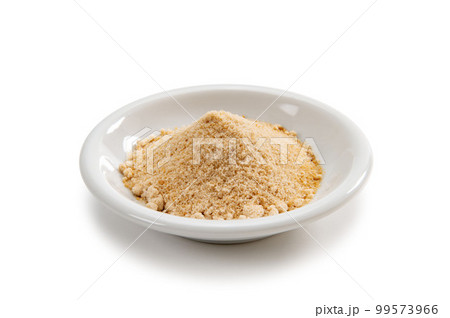 奄美諸島のサトウキビから作った砂糖 99573966