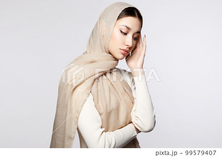 beautiful young muslim woman. beauty girl in hijab 99579407