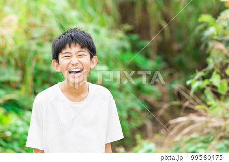 沖縄の少年 沖縄の少年 99580475
