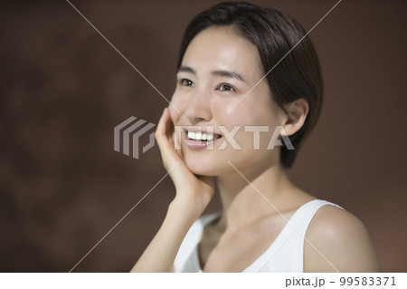 若い女性 ビューティー 若い女性 ビューティー 99583371