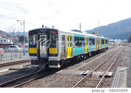 水郡線 常陸大子駅 普通列車キハ130 水郡線 常陸大子駅 普通列車キハ130 99583894