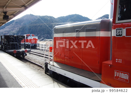 水郡線 常陸大子駅 DE10機関車交換 99584622