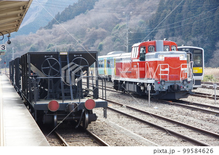 水郡線 常陸大子駅 DE10工事列車 水郡線 常陸大子駅 DE10工事列車 99584626