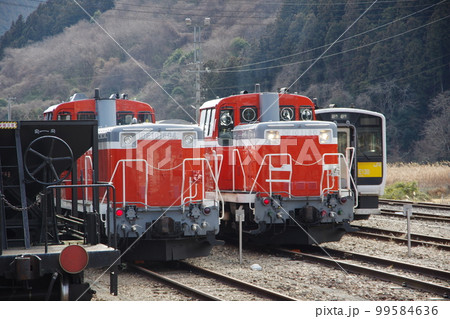 水郡線 常陸大子駅 DE10機関車入換 水郡線 常陸大子駅 DE10機関車入換 99584636