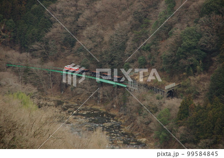 水郡線 下野宮 石原橋りょう俯瞰 DE10工事列車 99584845
