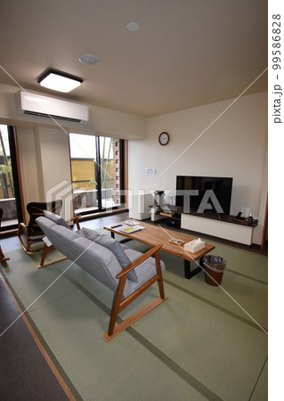 日本　東北　岩手県　一関市　世界遺産の隠れ宿　温泉　旅館　露天風呂　ひのき風呂　果実の森 99586828