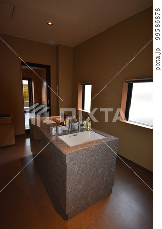 日本 東北 岩手県 一関市 世界遺産の隠れ宿 温泉 旅館 露天風呂 ひのき風呂 果実の森 日本 東北 岩手県 一関市 世界遺産の隠れ宿 温泉 旅館 露天風呂 ひのき風呂 果実の森 99586878