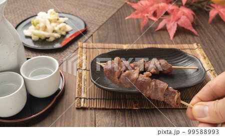 日本酒と焼き鳥│砂肝(砂ずり) 99588993