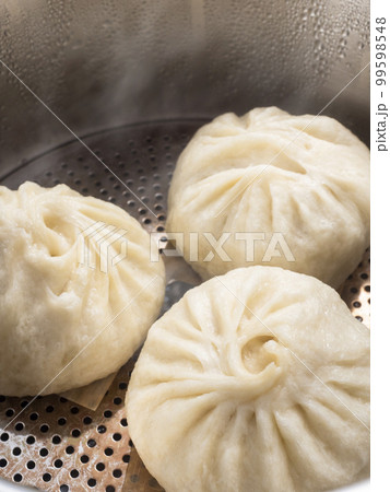 肉まんを蒸す 99598548