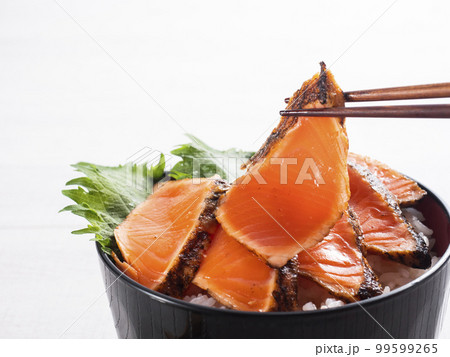 銀鮭炙り丼 銀鮭炙り丼 99599265