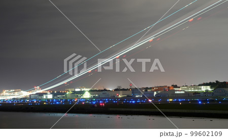 那覇空港 夜景 99602109