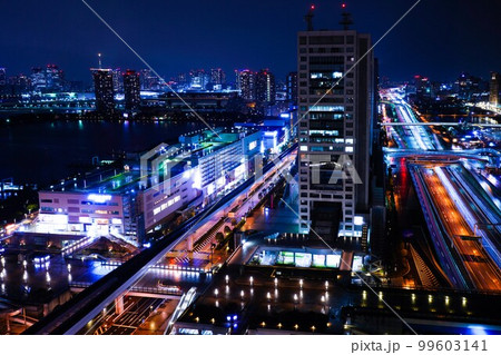 グランド日航東京台場の高層階から見た東京都心の夜景 99603141