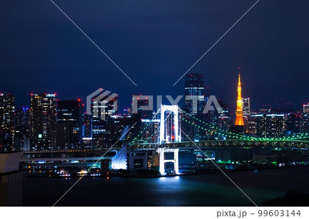 グランド日航東京台場の高層階から見た東京都心の夜景 99603144