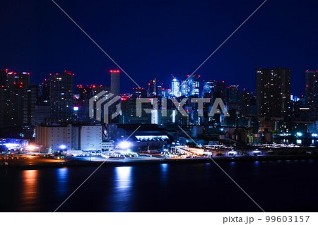 グランド日航東京台場の高層階から見た東京都心の夜景 99603157