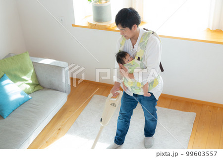 男性　育児　家事 99603557