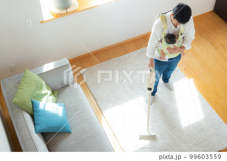 男性　育児　家事 99603559