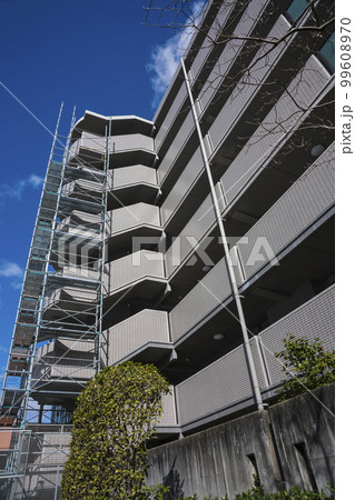 マンションの大規模改修工事 99608970