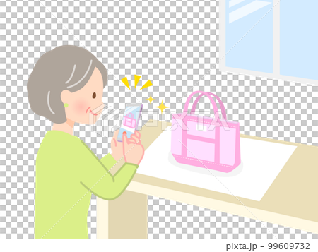 用智能手機拍攝包的資深女性 99609732