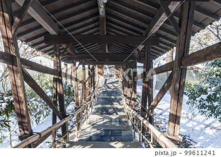 高台寺　霊屋（おたまや）から開山堂まで続く臥龍廊 99611241