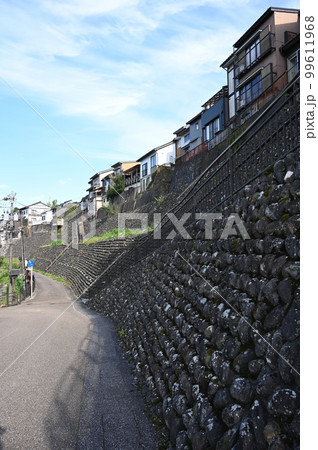 禅寺坂 石垣の町並み 越中八尾 富山市 禅寺坂 石垣の町並み 越中八尾 富山市 99611968