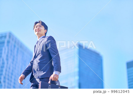 ビジネス　男性 99612045