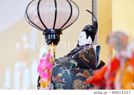 雛祭り　雛人形　お内裏様　桃の節句　イメージ素材 99614337
