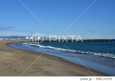 阿字ヶ浦海岸から眺める常陸那珂火力発電所 阿字ヶ浦海岸から眺める常陸那珂火力発電所 99614595